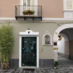 Maison Geraldine Pensión Marcianise